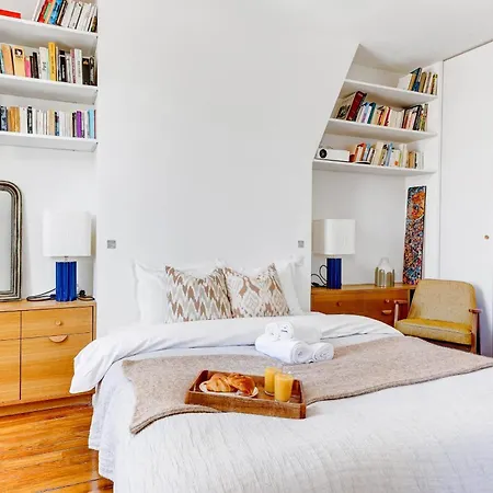 Montmartre Flat Apartment