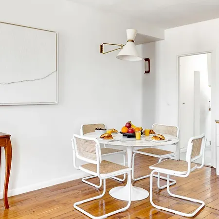 Montmartre Flat Apartment Paris