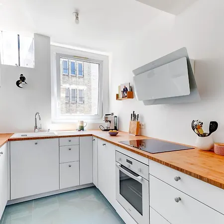 Montmartre Flat Paris
