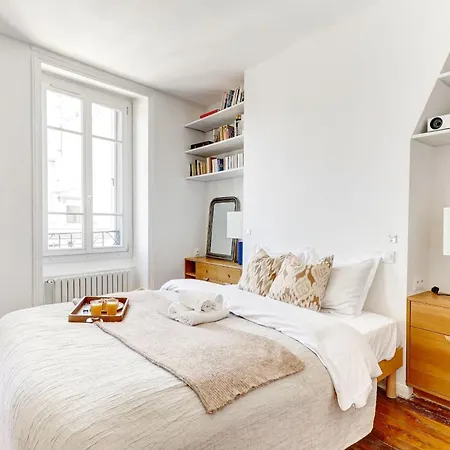 Montmartre Flat Paris